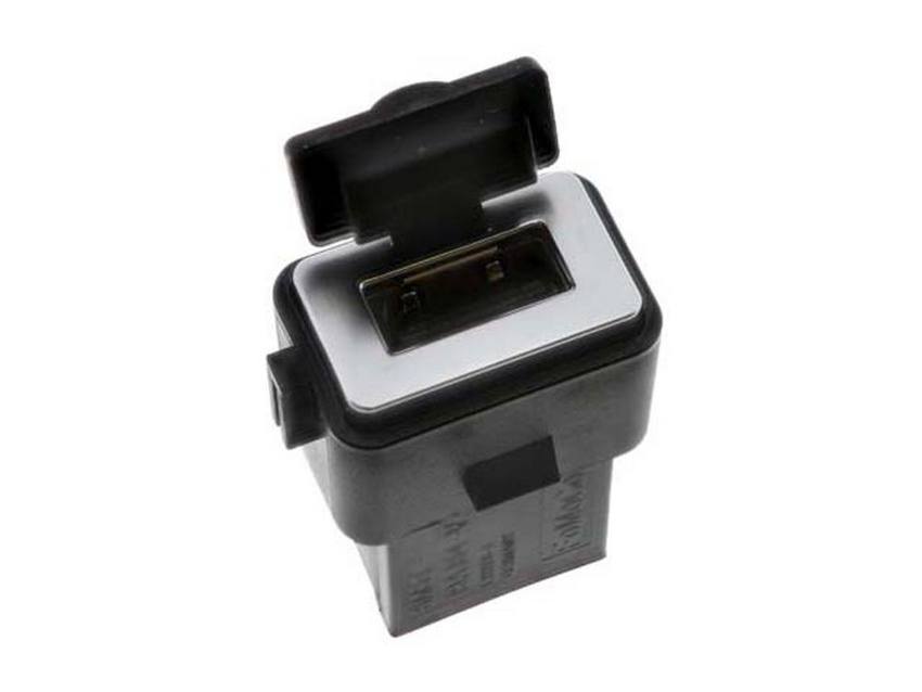 Volvo 12 Volt Accessory Power Outlet 30775252